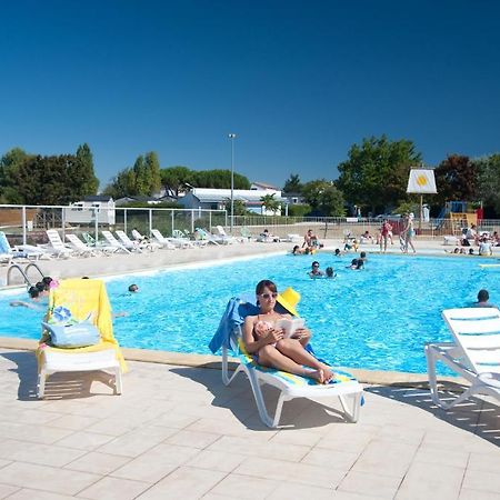 Azureva Fouras Aparthotel Екстериор снимка